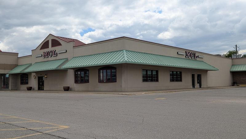 MCL Restaurant & Bakery Southside, Indianapolis, IN