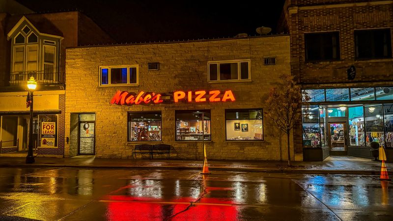 Mabe's Pizza, Decorah, IA