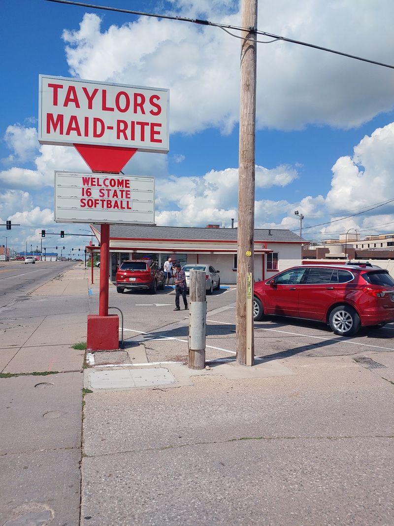 Maid-Rite Marshalltown IA, Marshalltown, IA Maid-Rite Marshalltown IA, Marshalltown, IA