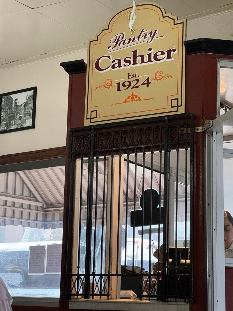 Menus on the Walls and Other Insider Tips Menus on the Walls and Other Insider Tips