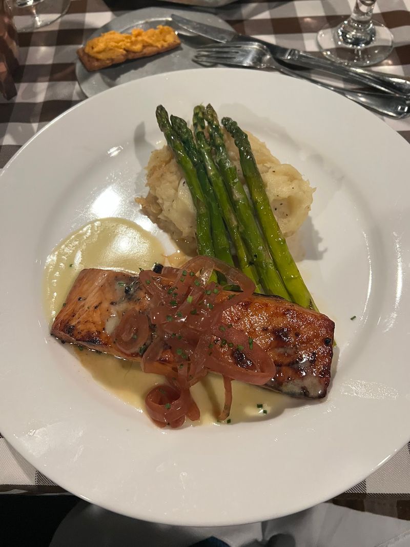 Michigan Seafood And Hearty Entrees Michigan Seafood And Hearty Entrees