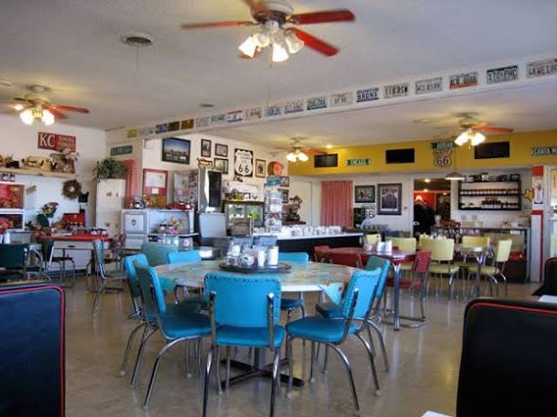Midpoint Cafe, Adrian, TX
