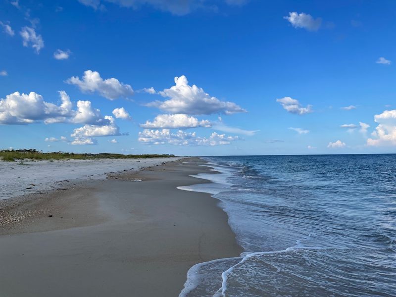 Miles of Shoreline With Elbow Room Miles of Shoreline With Elbow Room