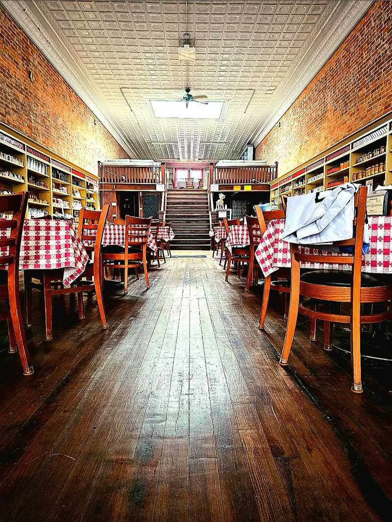 Missouri Made Shop & Comfort Café, Cole Camp, MO Missouri Made Shop & Comfort Café, Cole Camp, MO