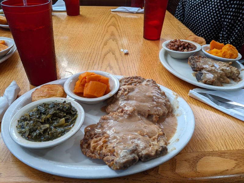 Mix-and-Match Plates Worth Bragging About Mix-and-Match Plates Worth Bragging About