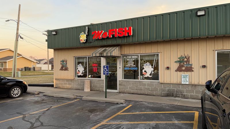 Mo Fish, Council Bluffs, IA