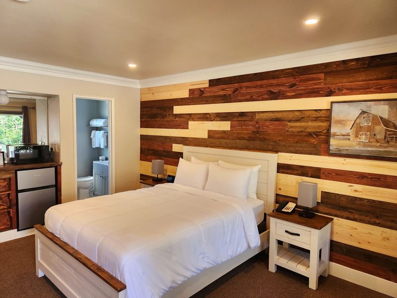 Modern Comforts in the Annexes Modern Comforts in the Annexes