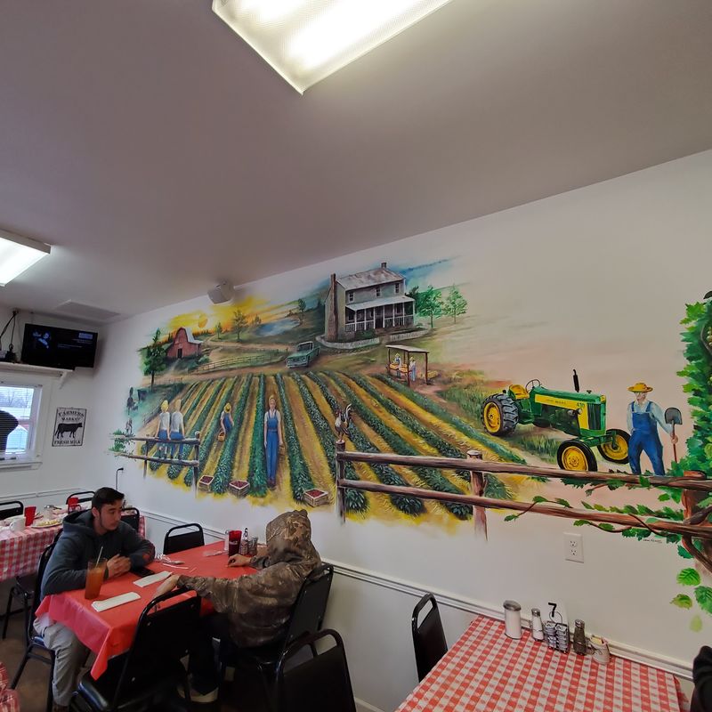 Murals and Farmhouse Chic on Every Wall