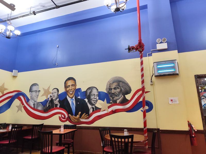 Murals and a Roomy Dining Room