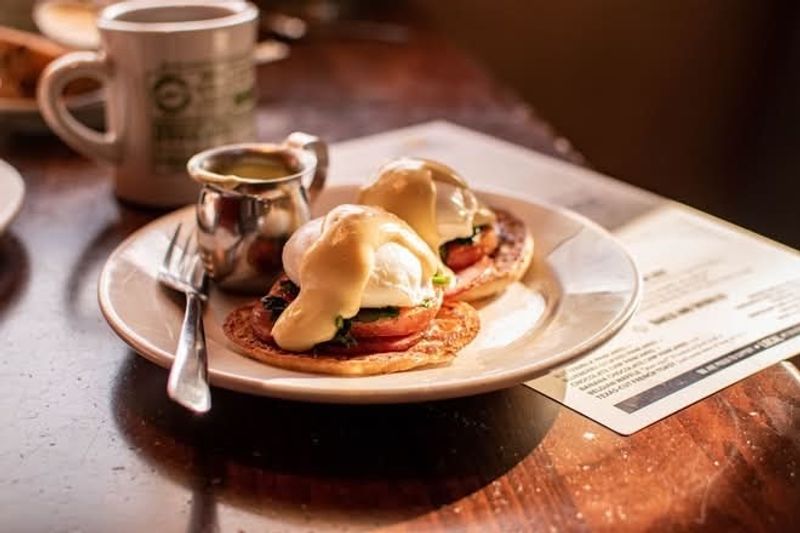 Niko's Restaurant, Weymouth, MA