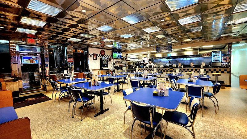 Old Diner Style That Never Went Out