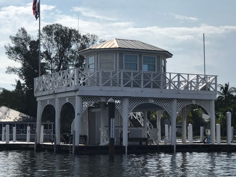 Old Florida, Still Standing