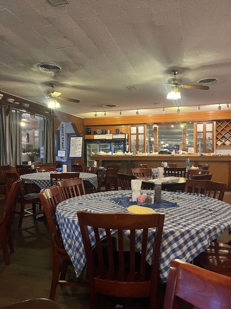 Old-School Charm at Every Table