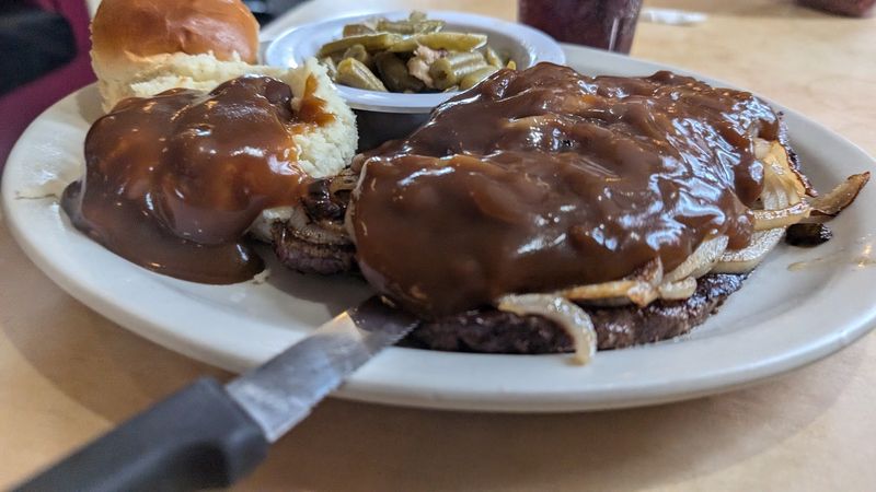 Old-School Plates and Country Classics
