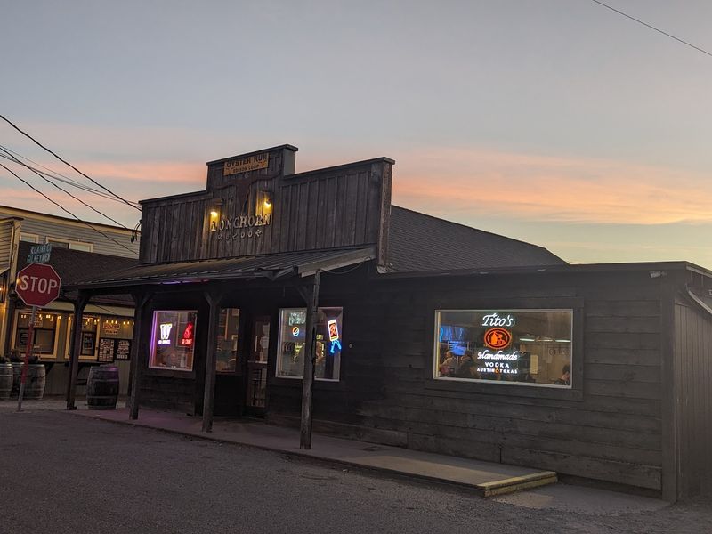 Old West Looks With a No-Frills Attitude
