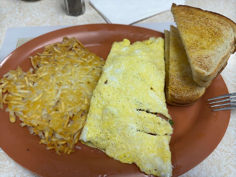 Omelets Stuffed to the Edges Omelets Stuffed to the Edges