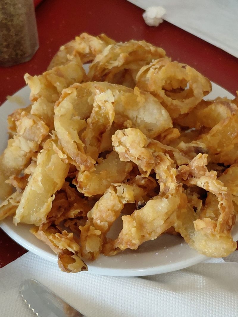 Onion Rings, Ribs, and Other Plates Onion Rings, Ribs, and Other Plates