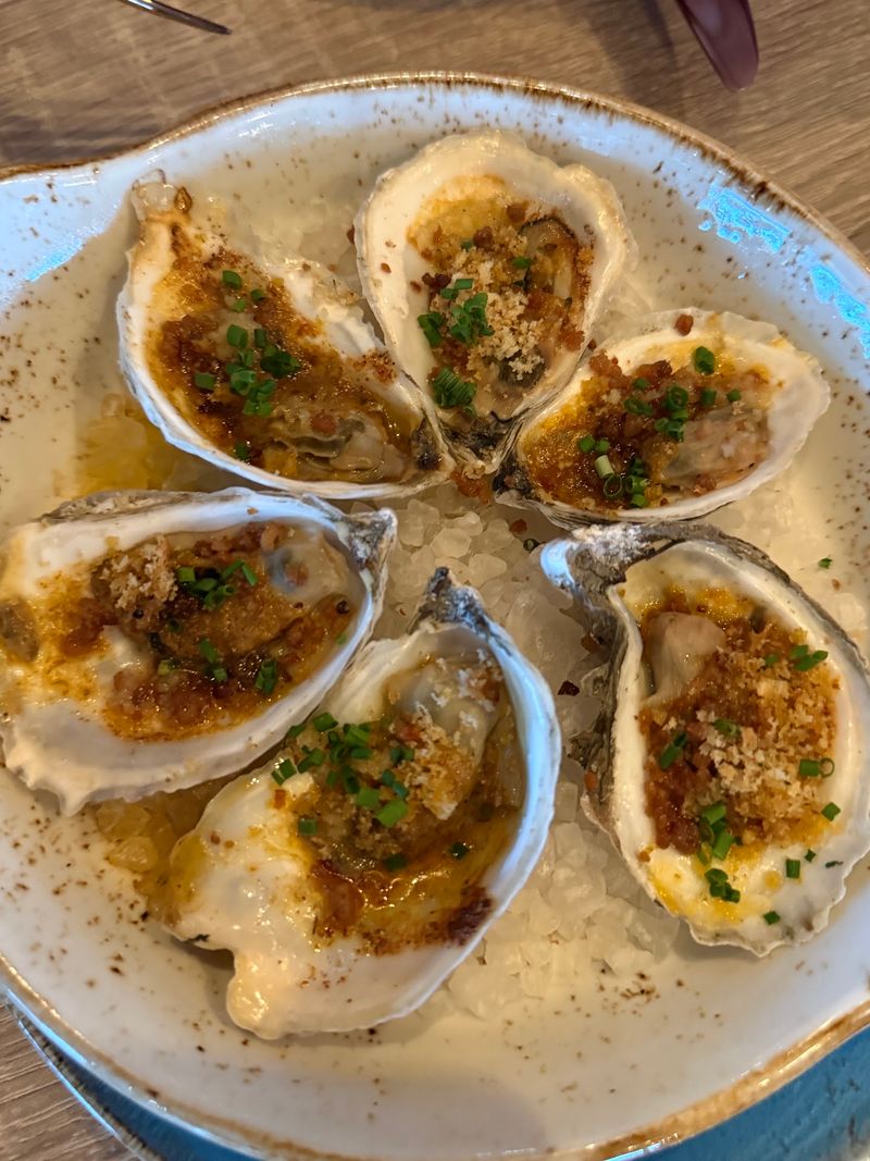 Oysters, Crab Dip, and a Happy Hour Bargain