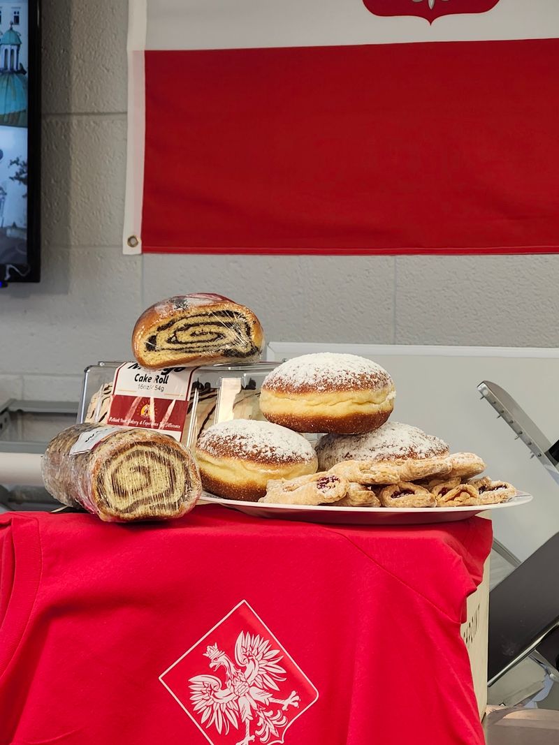 Paczki, Poppyseed Rolls, and Other Sweet Finds