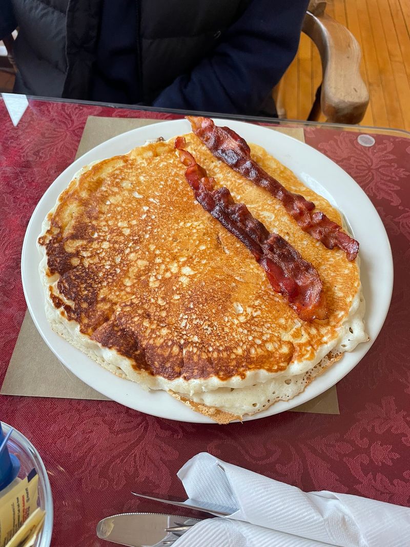 Pancakes, Specials, and Cookies to Go