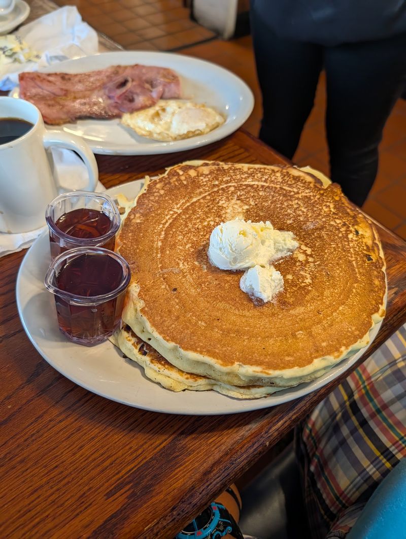 Pancakes That Cover the Plate