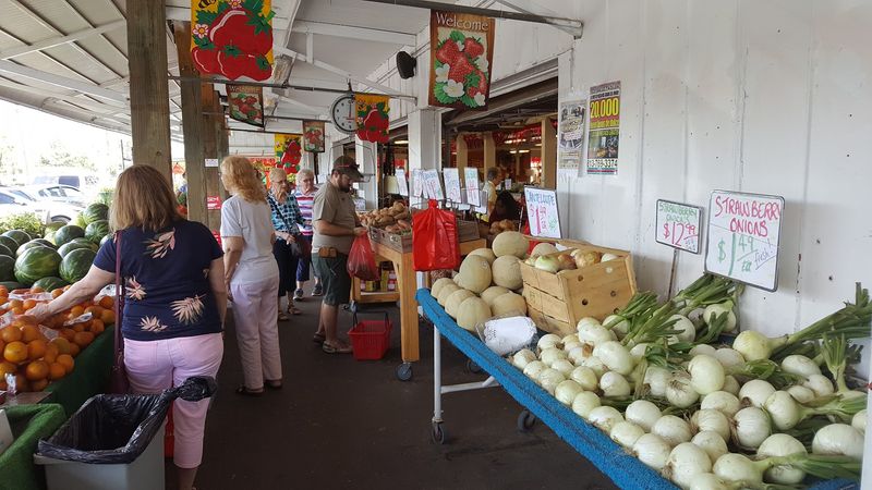 Parkesdale Farm Market, Plant City, FL Parkesdale Farm Market, Plant City, FL