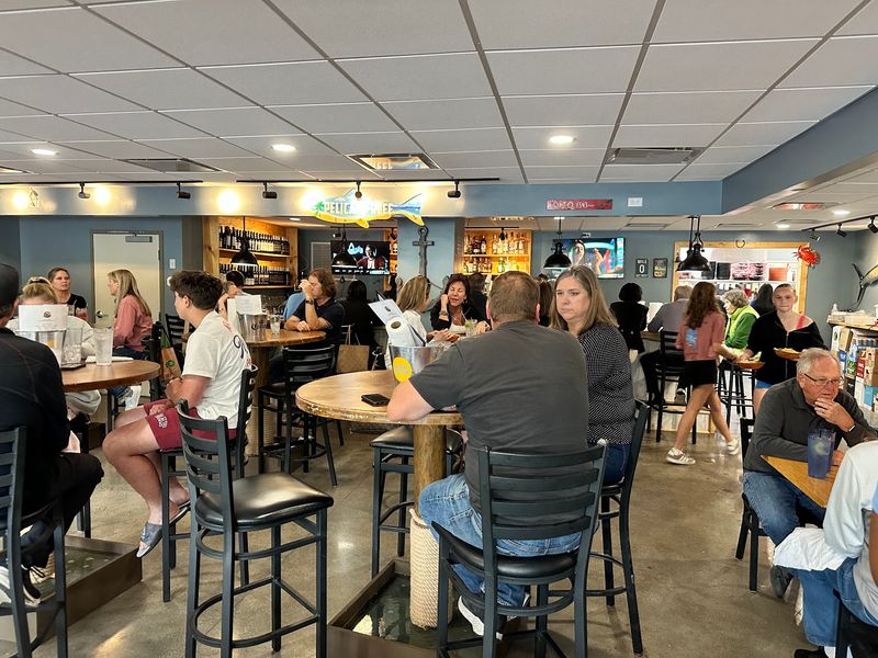 Pelican's Reef, Cincinnati, OH