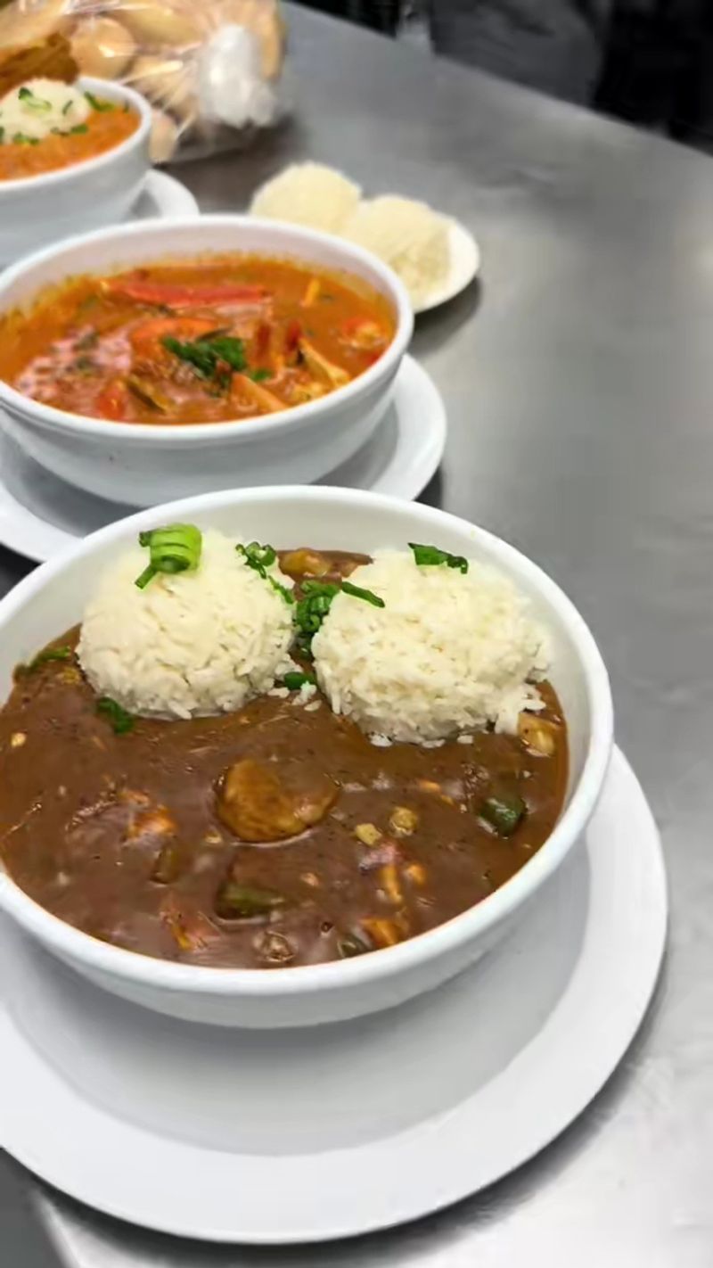 Plain Walls, Big Bowls Plain Walls, Big Bowls