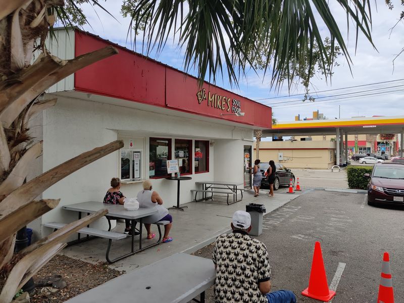 Planning Your Plate: Hours, Parking, and a Final Word