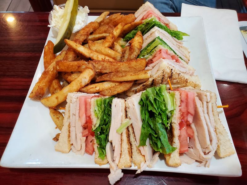 Plates That Become Tomorrow's Lunch