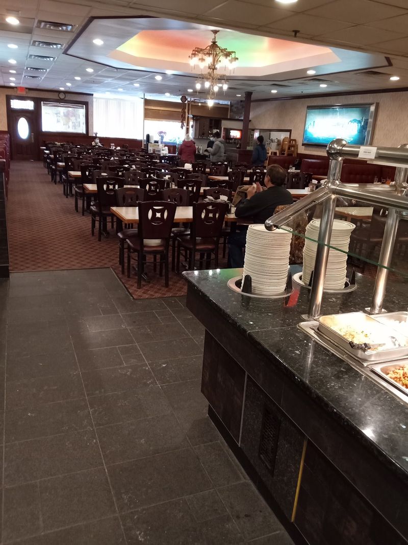 Quiet Rooms and Easygoing Crowds