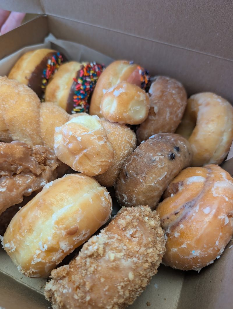 Ray's Donuts, Canton, GA