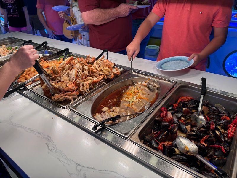 Red Anchor Sushi & Seafood Buffet, Altoona, IA