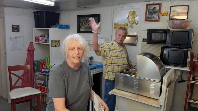 Red's Hot Dogs, Vicksburg, MS