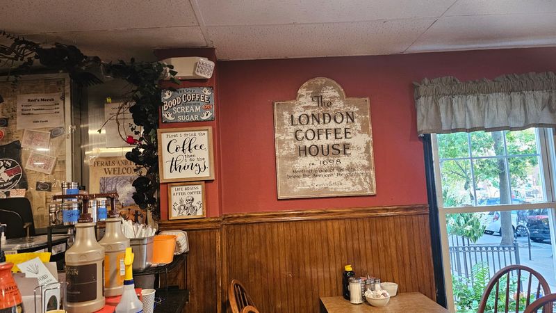 Red's Sandwich Shop, Salem, MA