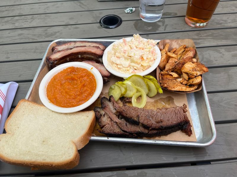 Ribs, Chicken, and the Mixed Plate Debate