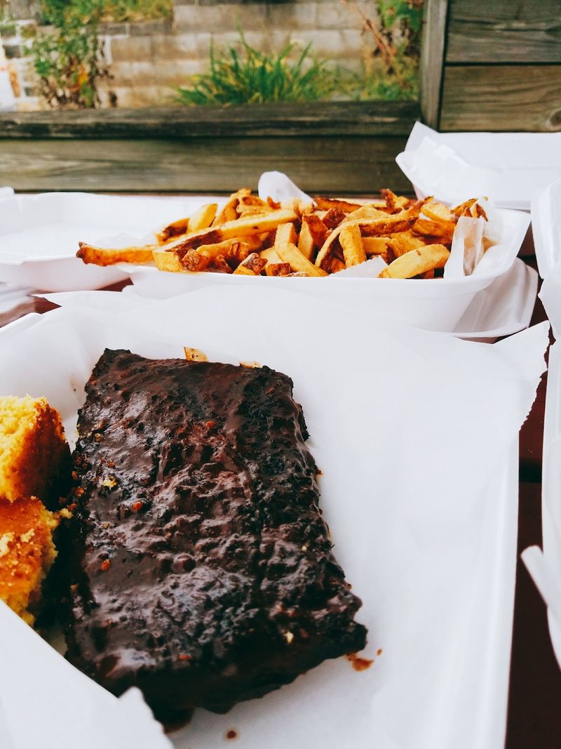 Ribs That Leave the Bone Behind