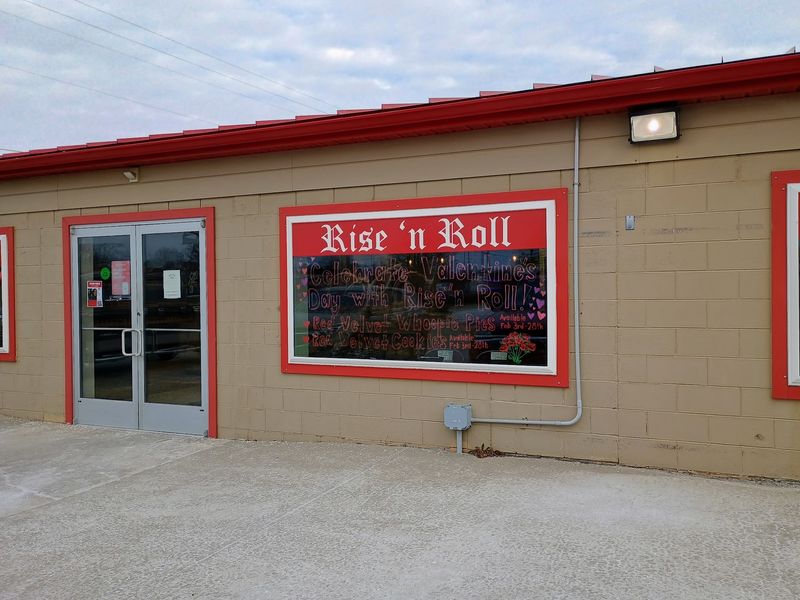 Rise 'n Roll Bakery - Greenwood, Greenwood, IN
