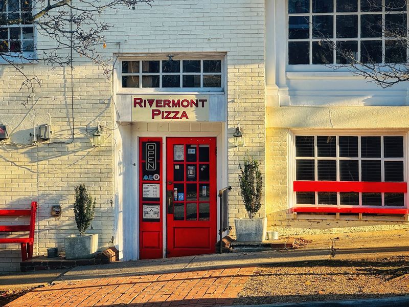 Rivermont Pizza, Lynchburg, VA