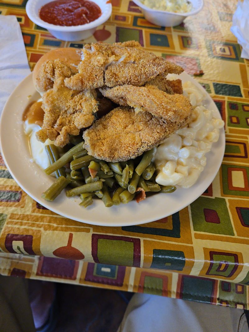 Ron's Catfish, Jonesboro, AR