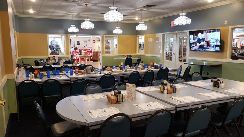 Room for Big Groups and Celebrations