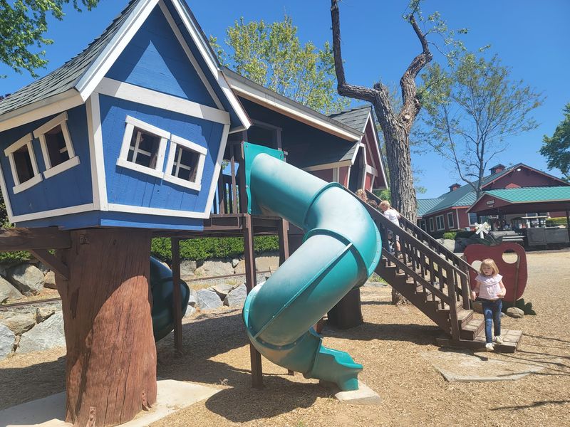Room to Roam for Small Explorers
