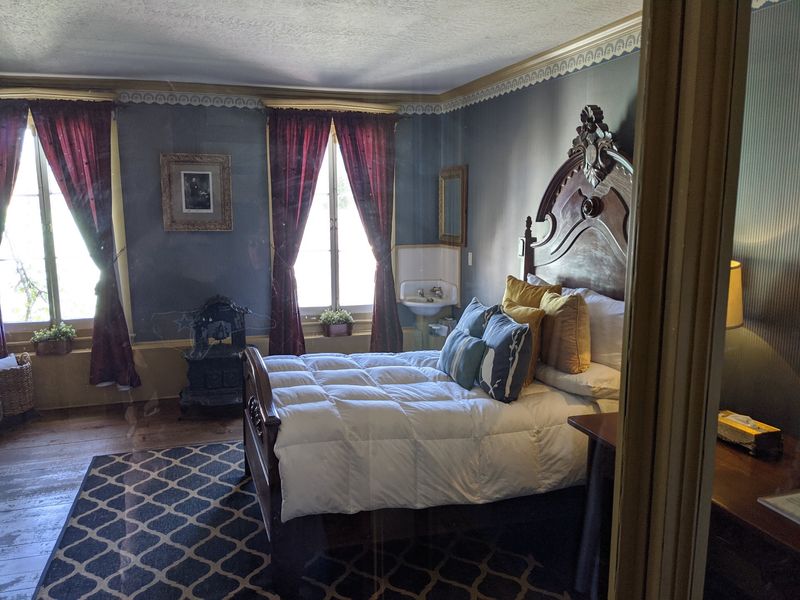 Rooms Named for Famous Guests Rooms Named for Famous Guests