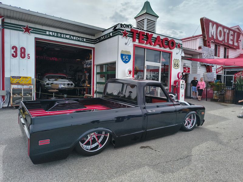 Route 66 Motorheads Bar & Grill, Museum and Entertainment Complex, Springfield, IL Route 66 Motorheads Bar & Grill, Museum and Entertainment Complex, Springfield, IL