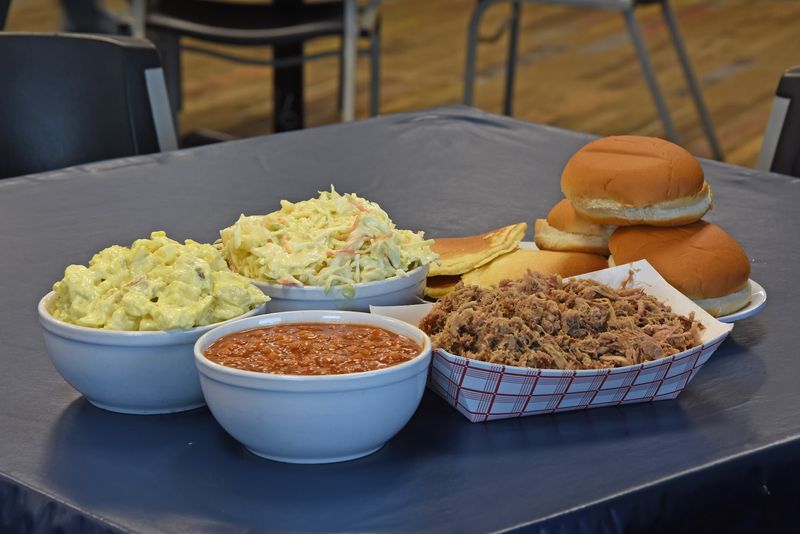 Roy's Pit Bar-B-Q, Russellville, KY Roy's Pit Bar-B-Q, Russellville, KY
