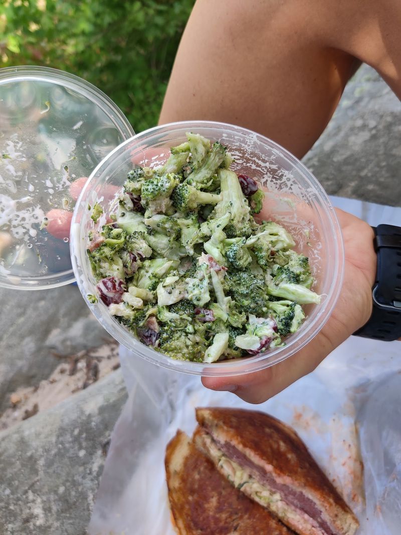 Salads, Sides, and the Supporting Cast Salads, Sides, and the Supporting Cast