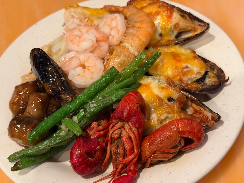 Seafood for the Shellfish Faithful Seafood for the Shellfish Faithful
