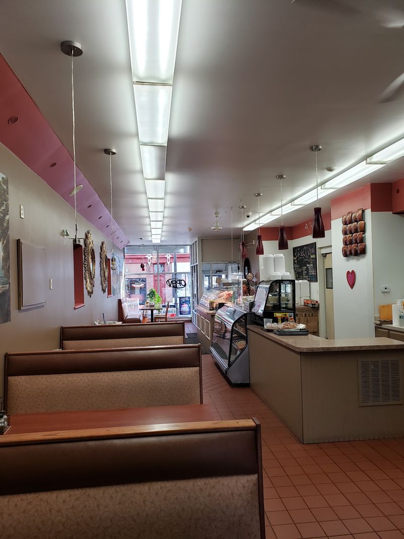 Seats, Take-Out, and Catering Trays