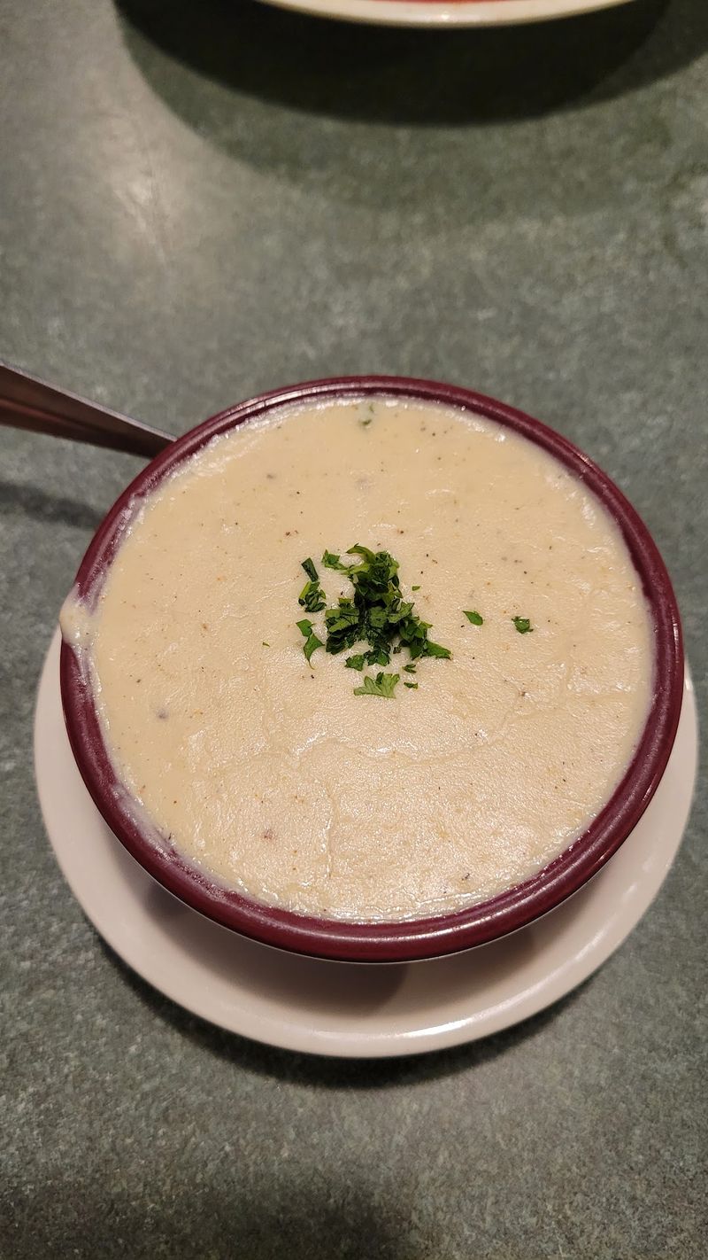 She-Crab Soup and Crab Mac, the Supporting Stars