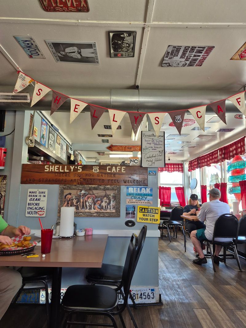 Shelly's Route 66 Cafe, Cuba, MO